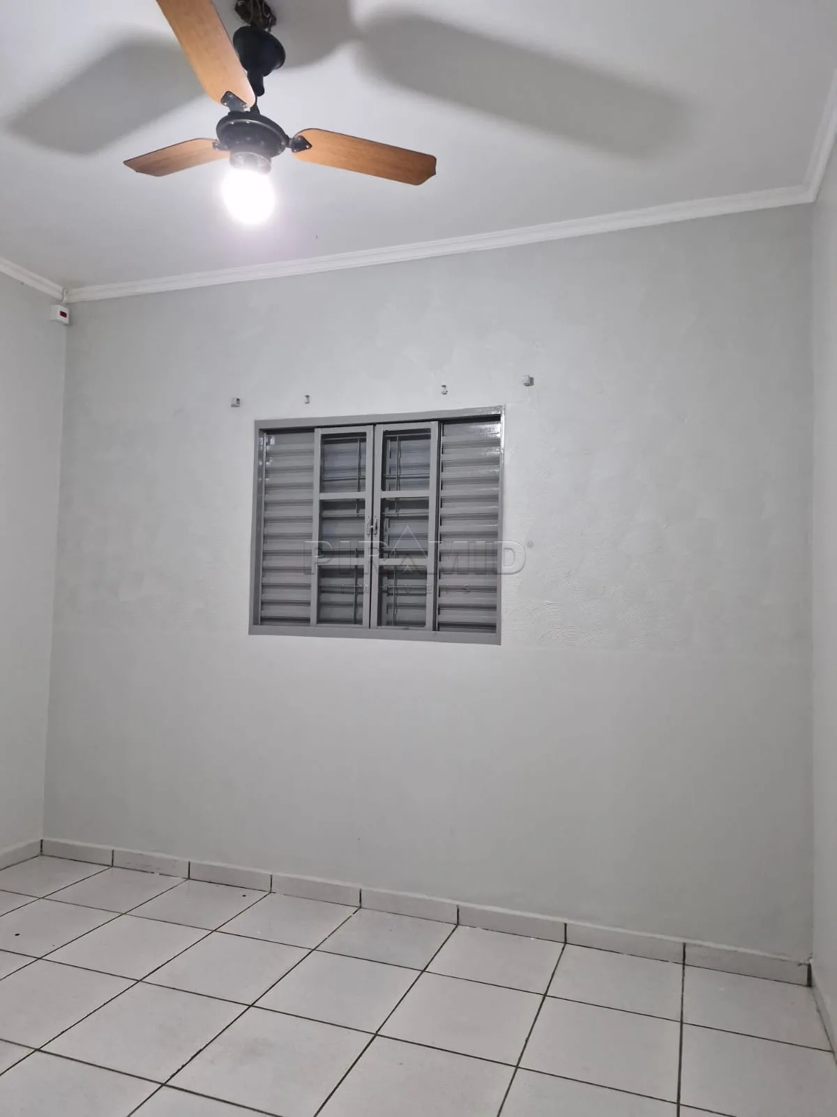 Alugar Casa / Padr&atilde;o em Ribeir&atilde;o Preto R$ 1.650,00 - Foto 8