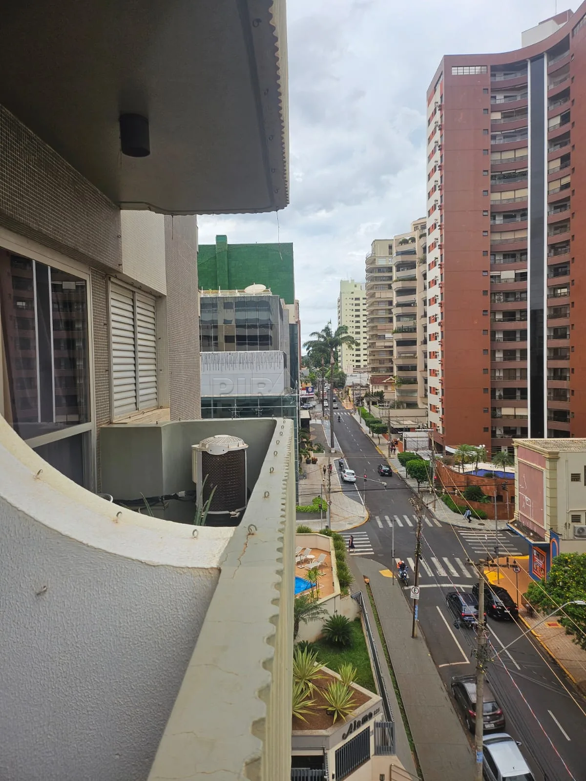 Alugar Apartamento / Padr&atilde;o em Ribeir&atilde;o Preto R$ 1.200,00 - Foto 2