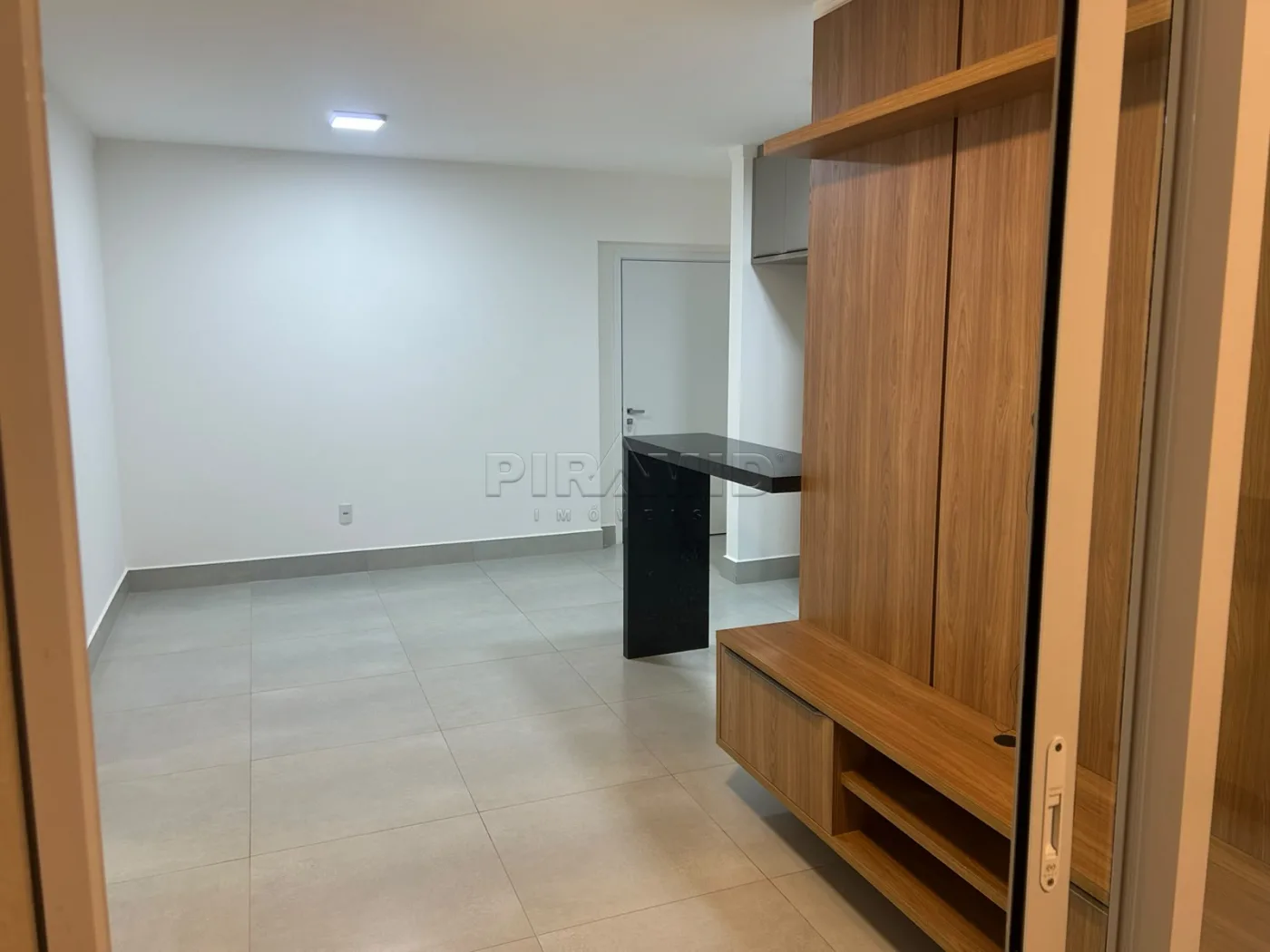 Alugar Apartamento / Padr&atilde;o em Ribeir&atilde;o Preto R$ 3.500,00 - Foto 3