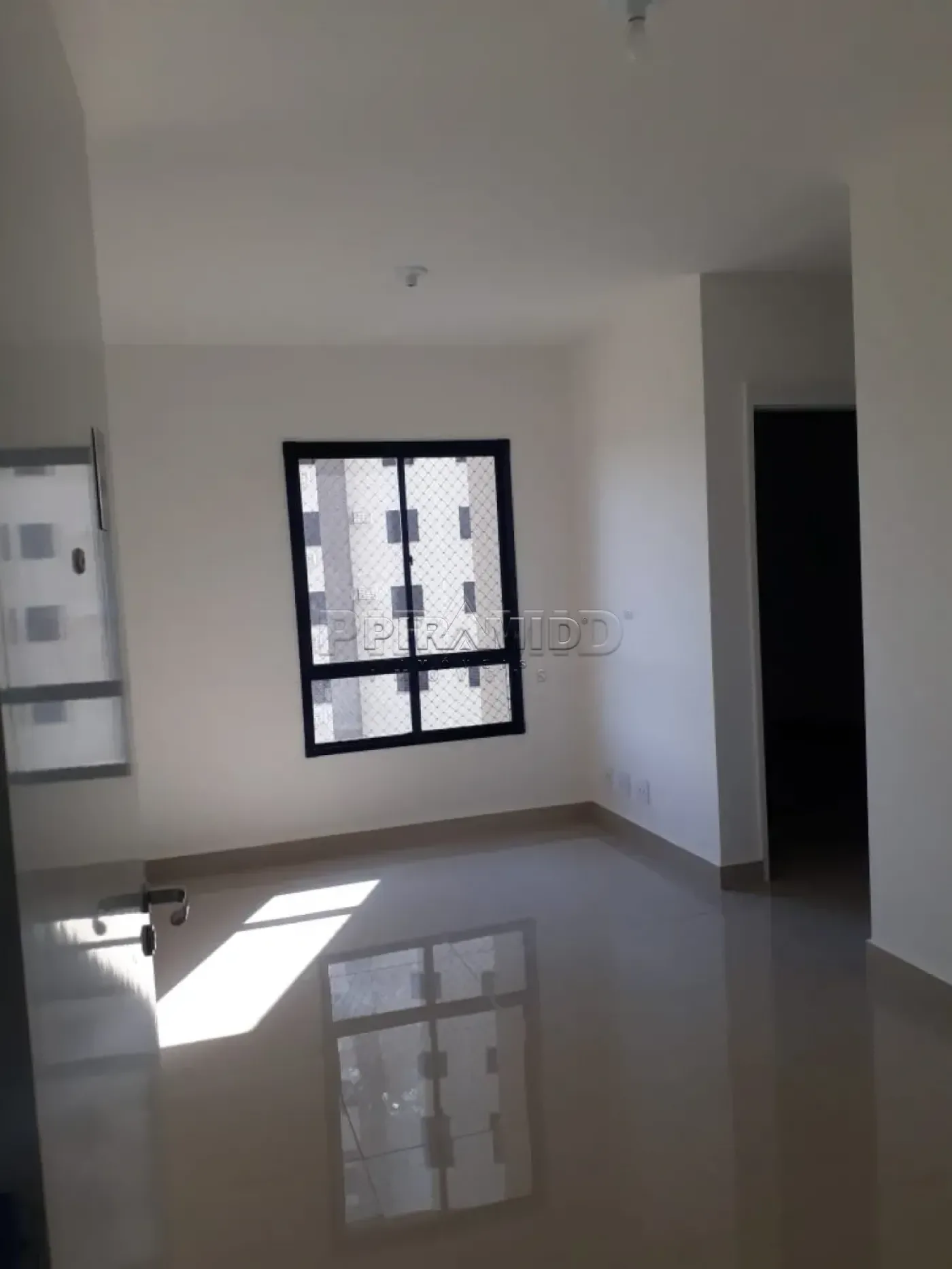 Alugar Apartamento / Padr&atilde;o em Ribeir&atilde;o Preto R$ 1.500,00 - Foto 1