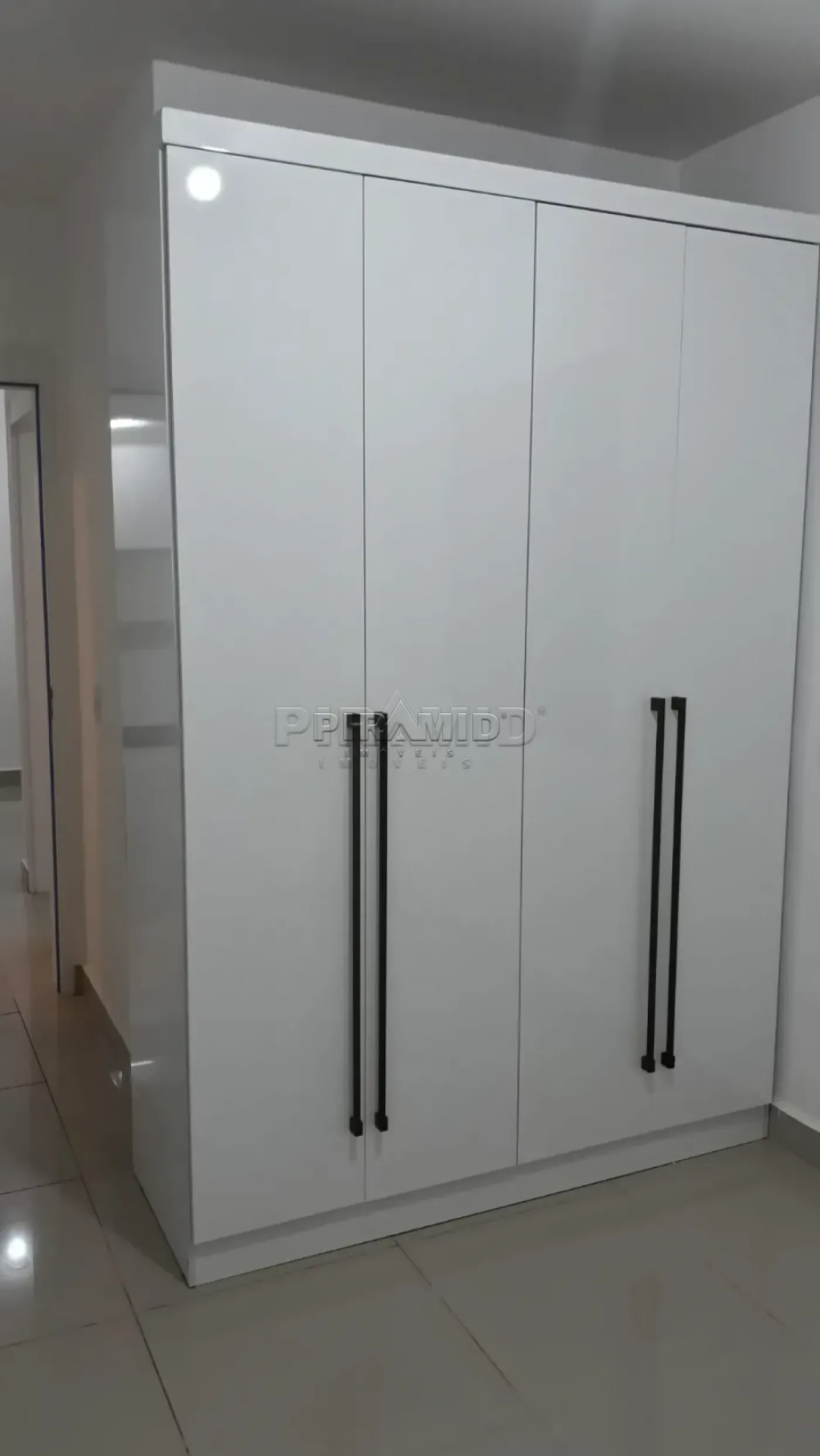 Alugar Apartamento / Padr&atilde;o em Ribeir&atilde;o Preto R$ 1.500,00 - Foto 5
