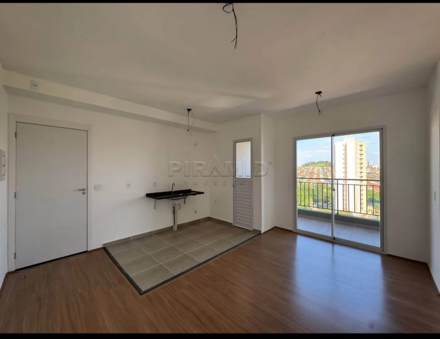 Comprar Apartamento / Padr&atilde;o em Ribeir&atilde;o Preto R$ 325.000,00 - Foto 1