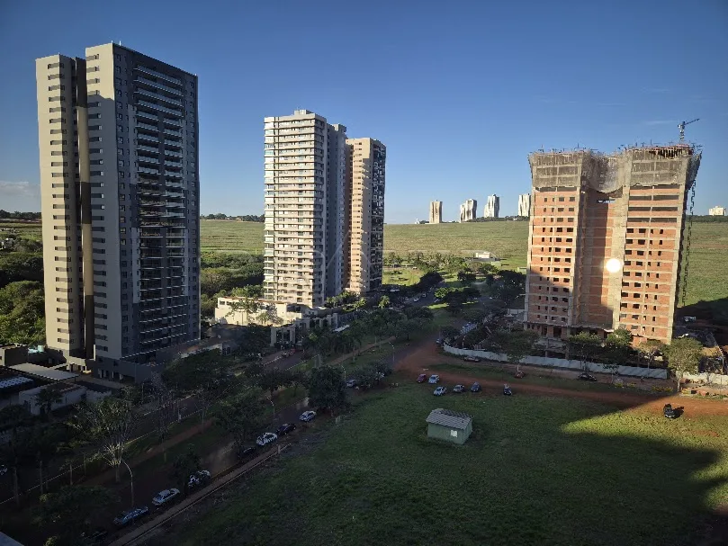 Alugar Apartamento / Padr&atilde;o em Ribeir&atilde;o Preto R$ 6.800,00 - Foto 17