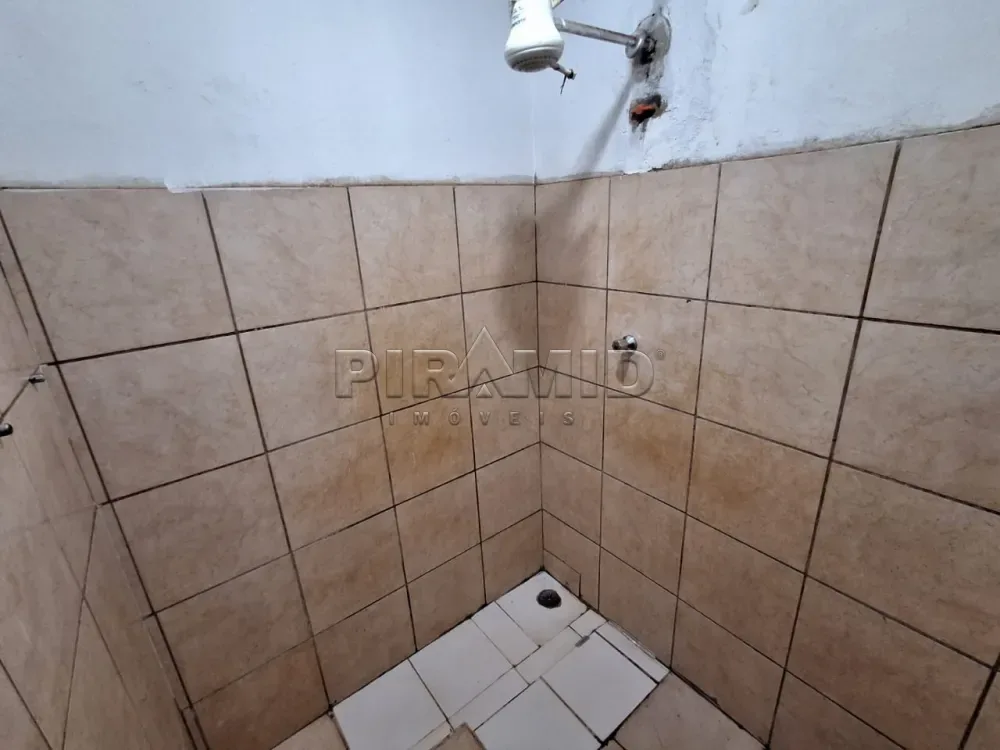 Alugar Casa / Padr&atilde;o em Ribeir&atilde;o Preto R$ 1.350,00 - Foto 8