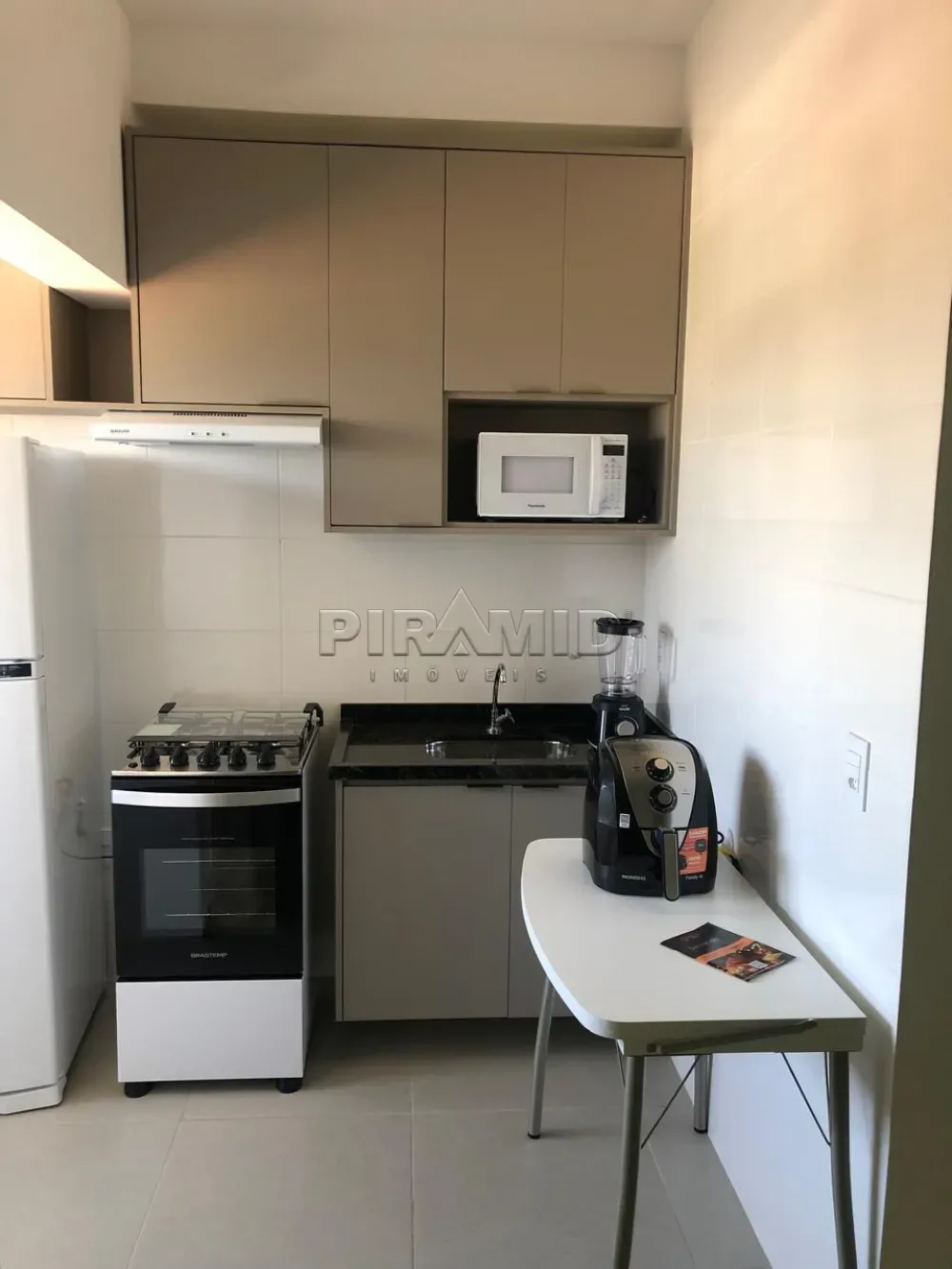 Alugar Apartamento / Padr&atilde;o em Ribeir&atilde;o Preto R$ 2.500,00 - Foto 10