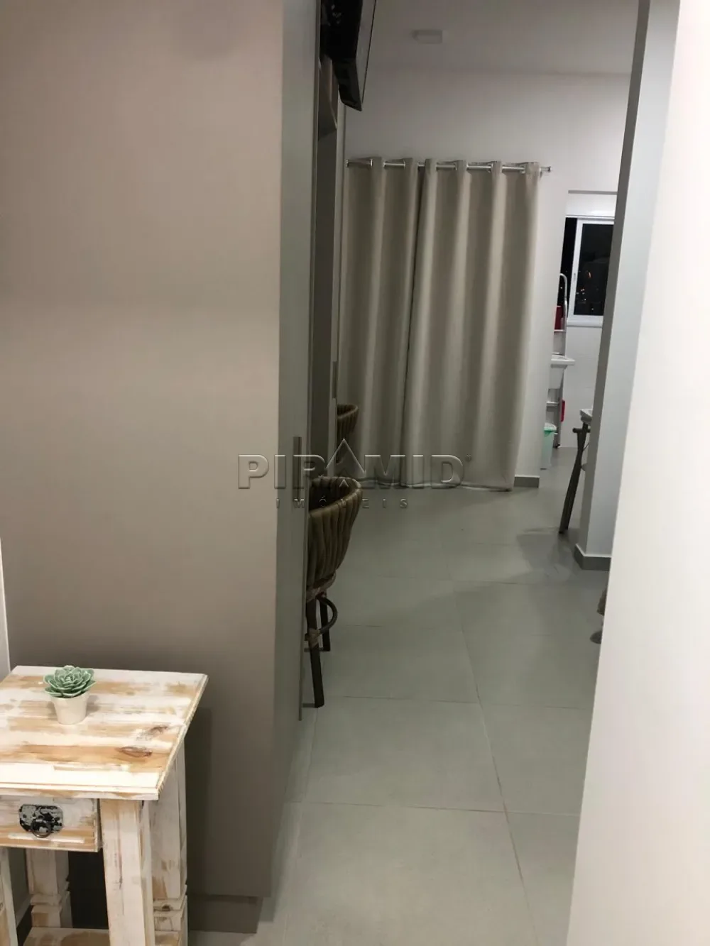 Alugar Apartamento / Padr&atilde;o em Ribeir&atilde;o Preto R$ 2.500,00 - Foto 9