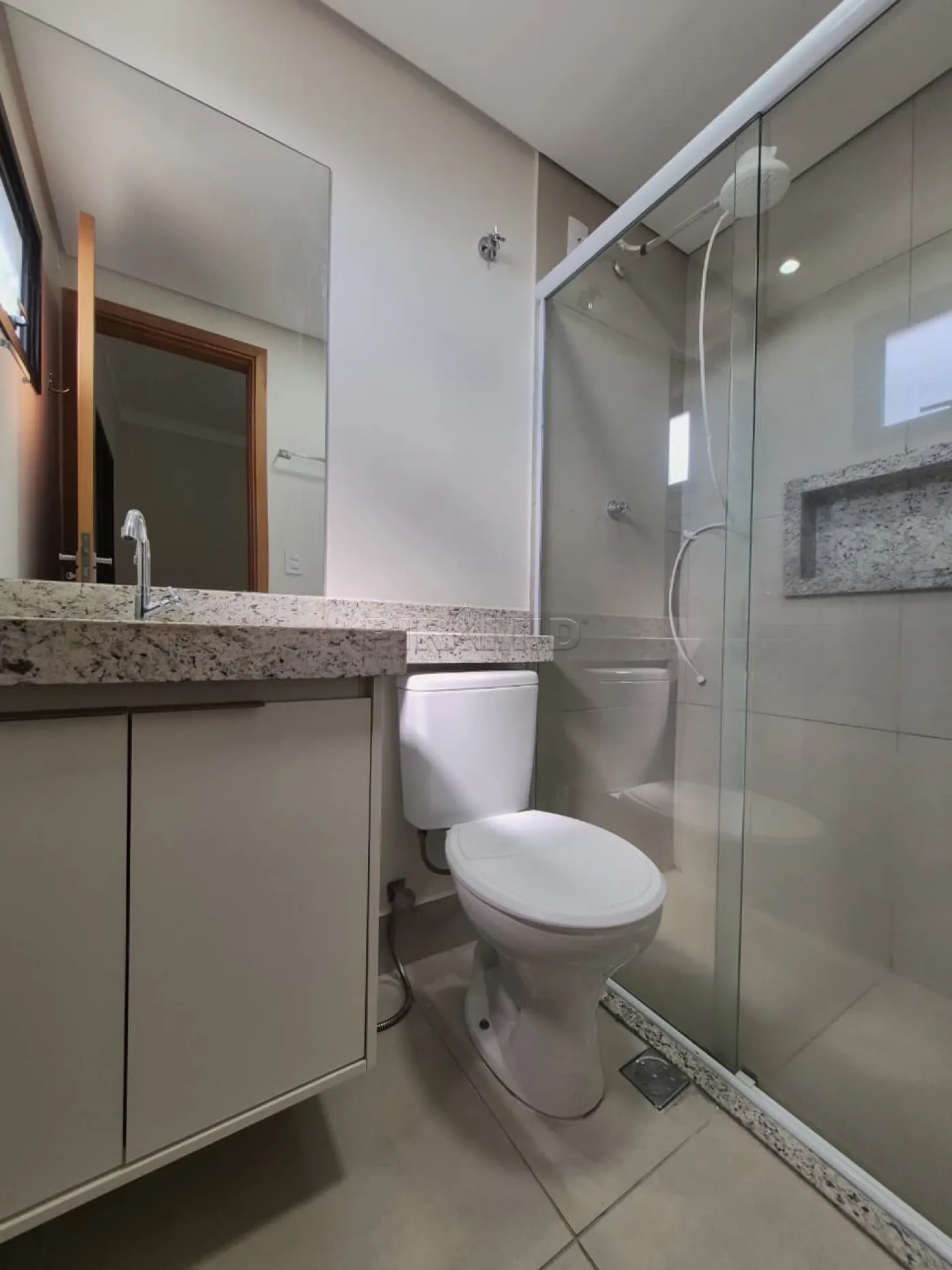 Alugar Apartamento / Padr&atilde;o em Ribeir&atilde;o Preto R$ 1.650,00 - Foto 13