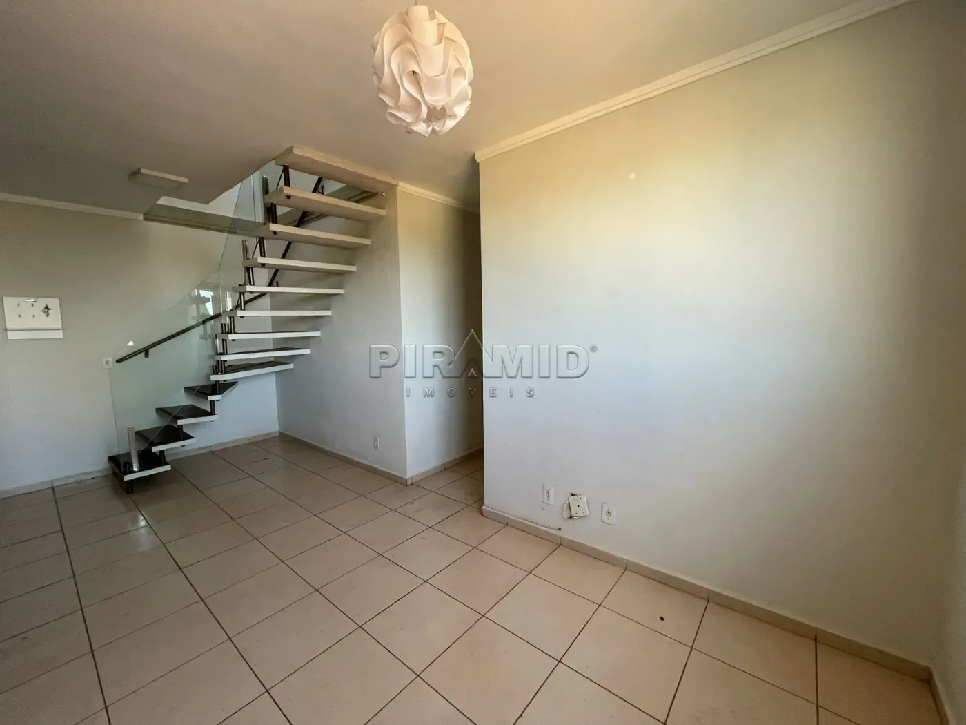 Alugar Apartamento / Cobertura em Ribeir&atilde;o Preto R$ 2.500,00 - Foto 1