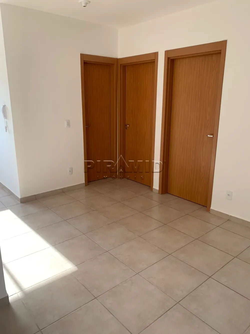 Alugar Apartamento / Padr&atilde;o em Bonfim Paulista R$ 1.000,00 - Foto 2