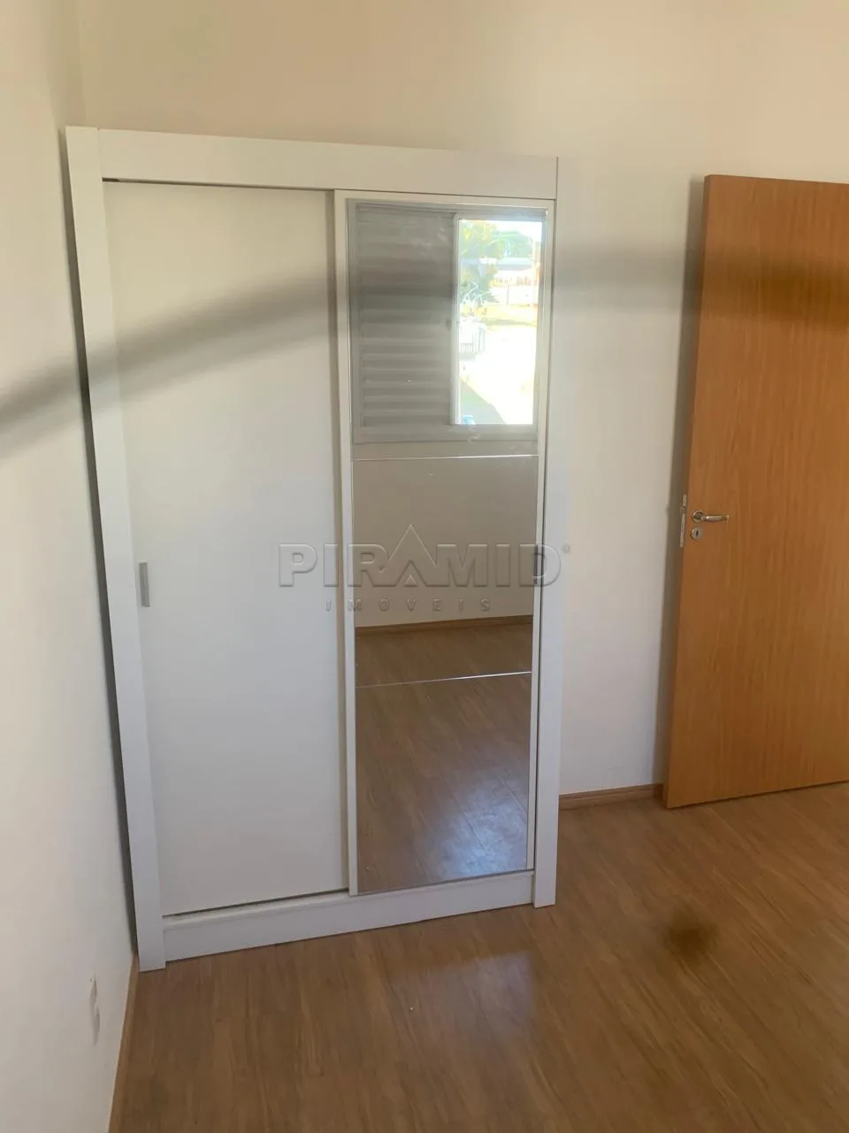 Alugar Apartamento / Padr&atilde;o em Bonfim Paulista R$ 1.000,00 - Foto 7