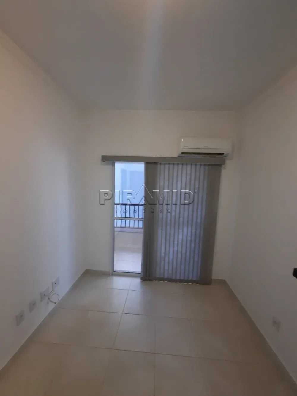 Alugar Apartamento / Padr&atilde;o em Ribeir&atilde;o Preto R$ 1.800,00 - Foto 1