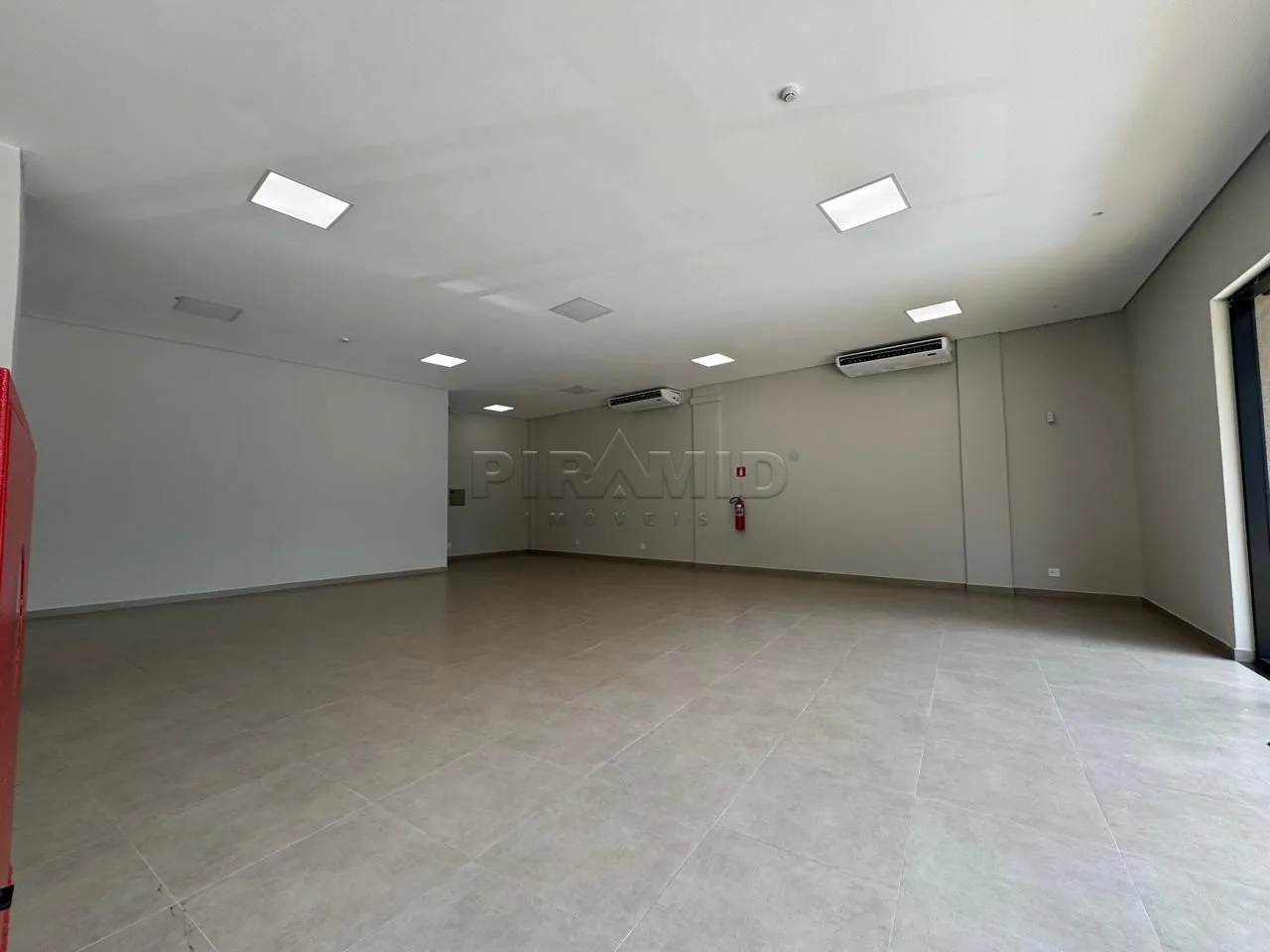 Alugar Comercial / Sal&atilde;o em Ribeir&atilde;o Preto R$ 20.000,00 - Foto 2