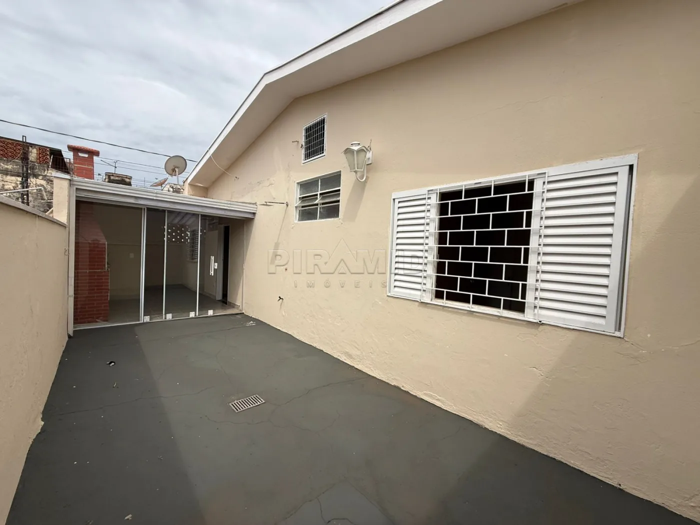 Alugar Casa / Padr&atilde;o em Ribeir&atilde;o Preto R$ 2.200,00 - Foto 21