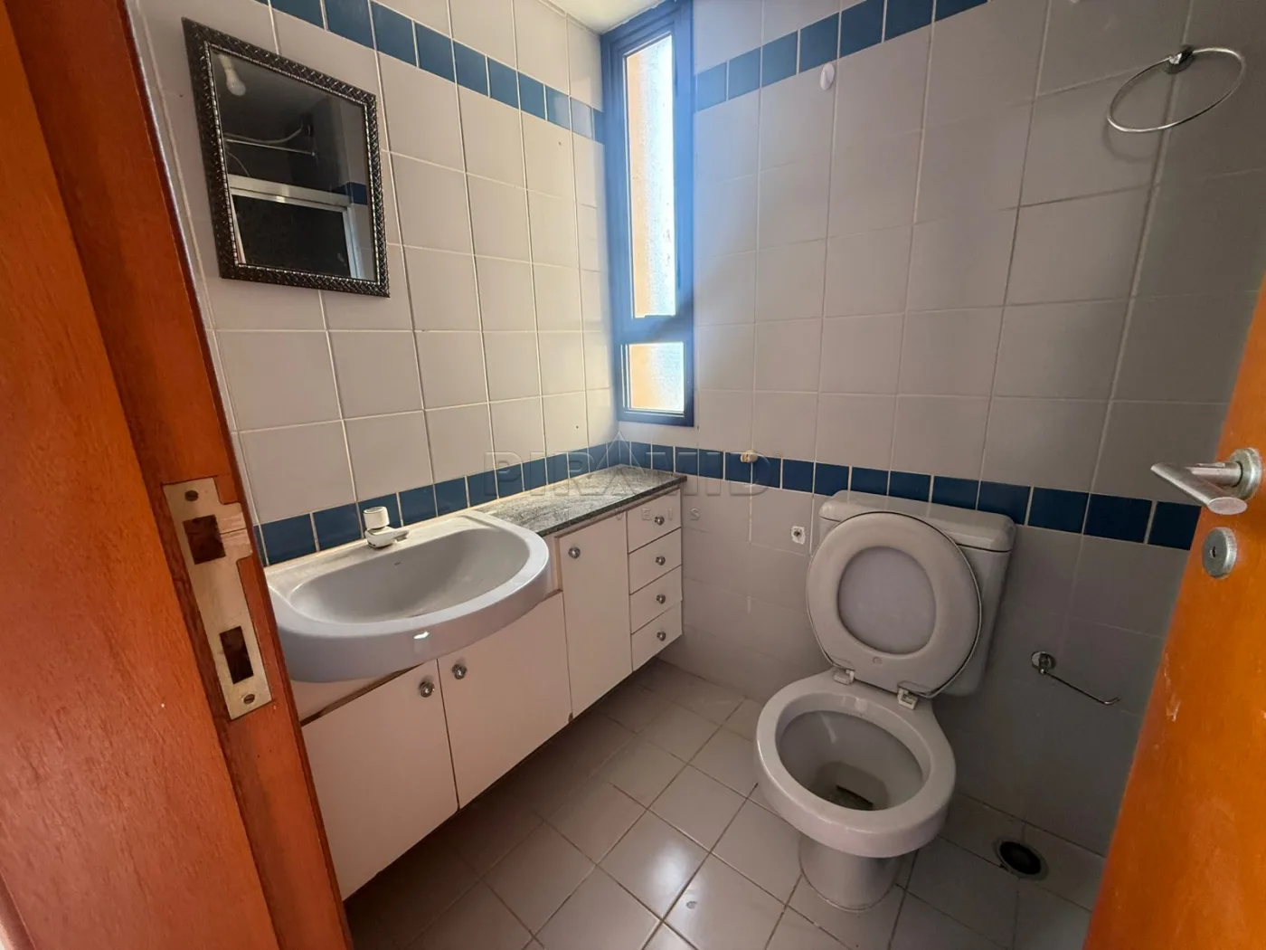 Alugar Apartamento / Padr&atilde;o em Ribeir&atilde;o Preto R$ 1.800,00 - Foto 13