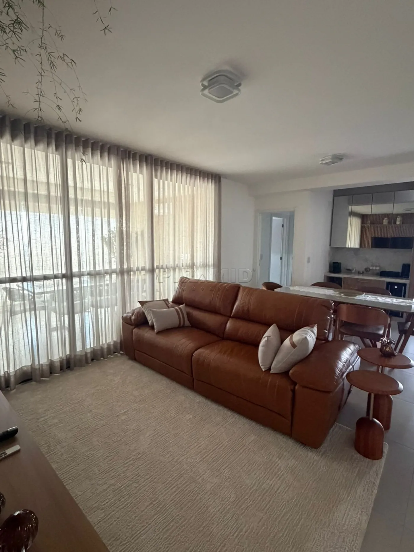 Alugar Apartamento / Padr&atilde;o em Bonfim Paulista R$ 6.500,00 - Foto 2