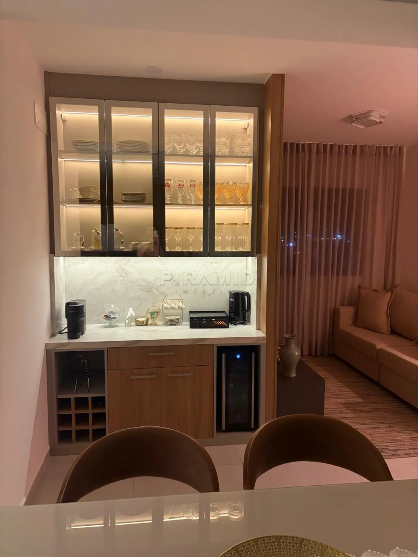 Alugar Apartamento / Padr&atilde;o em Bonfim Paulista R$ 6.500,00 - Foto 4