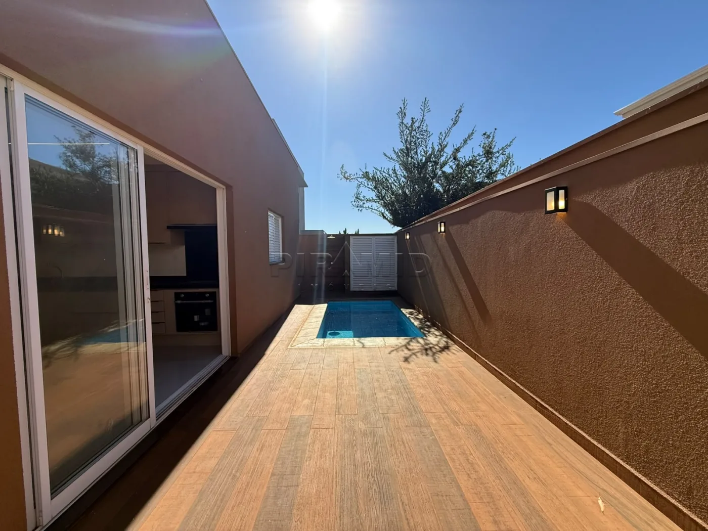 Alugar Casa / Condom&iacute;nio em Ribeir&atilde;o Preto R$ 7.000,00 - Foto 1