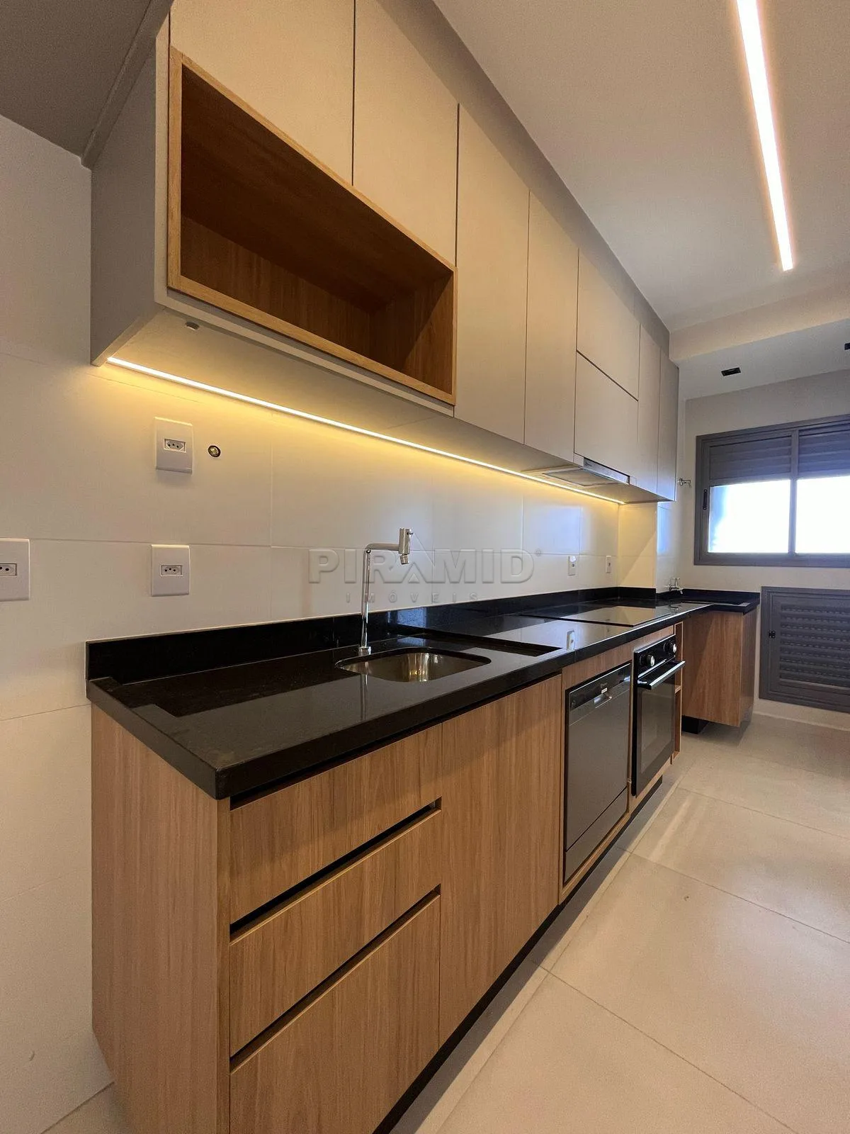 Alugar Apartamento / Padr&atilde;o em Ribeir&atilde;o Preto R$ 6.900,00 - Foto 13