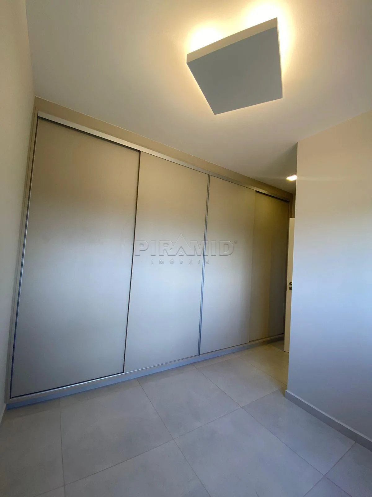 Alugar Apartamento / Padr&atilde;o em Ribeir&atilde;o Preto R$ 6.900,00 - Foto 20