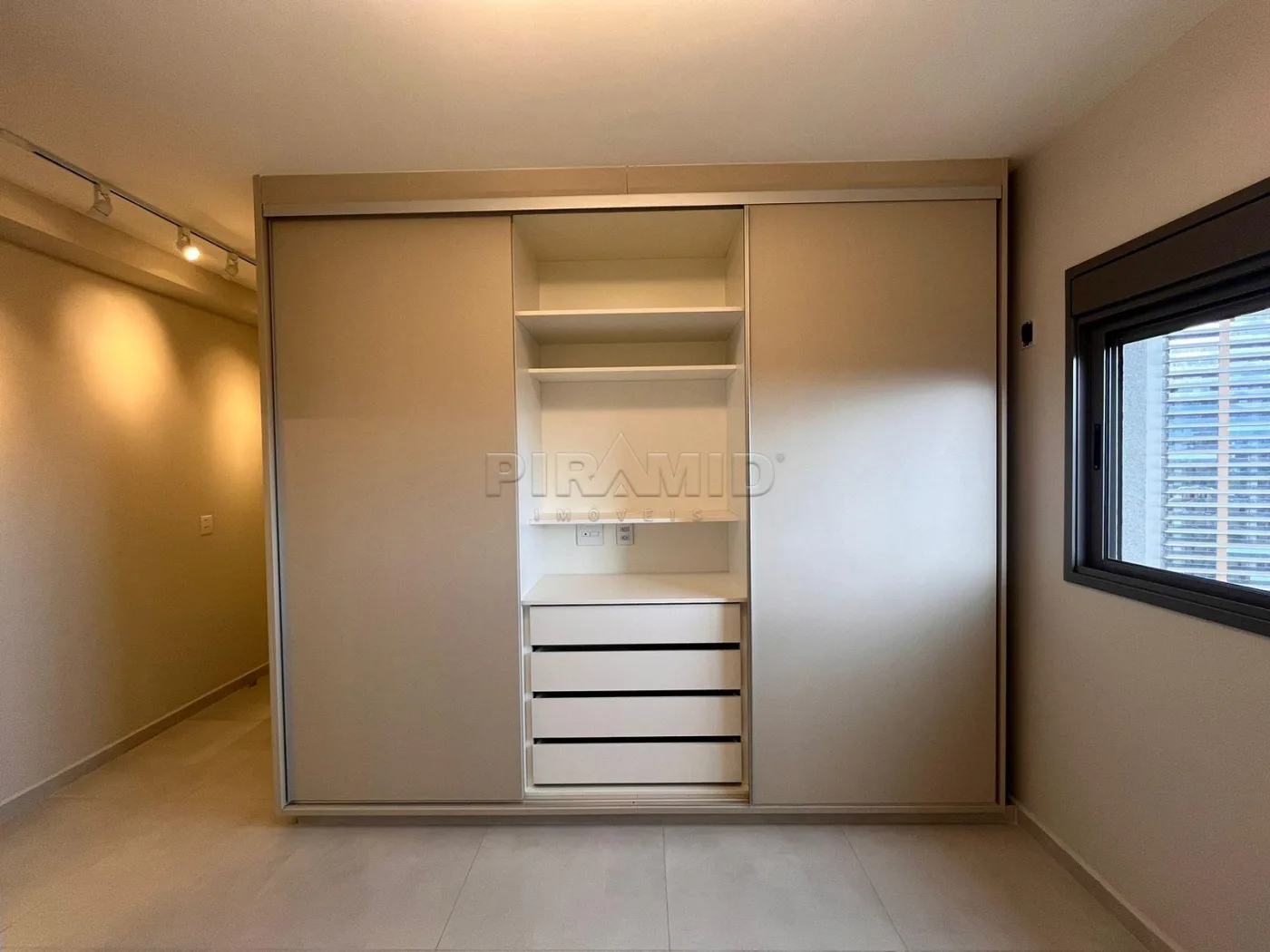 Alugar Apartamento / Padr&atilde;o em Ribeir&atilde;o Preto R$ 6.900,00 - Foto 26