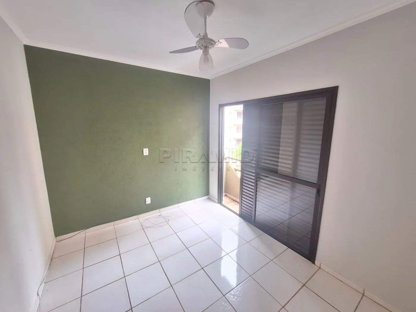 Alugar Apartamento / Padr&atilde;o em Ribeir&atilde;o Preto R$ 1.700,00 - Foto 5