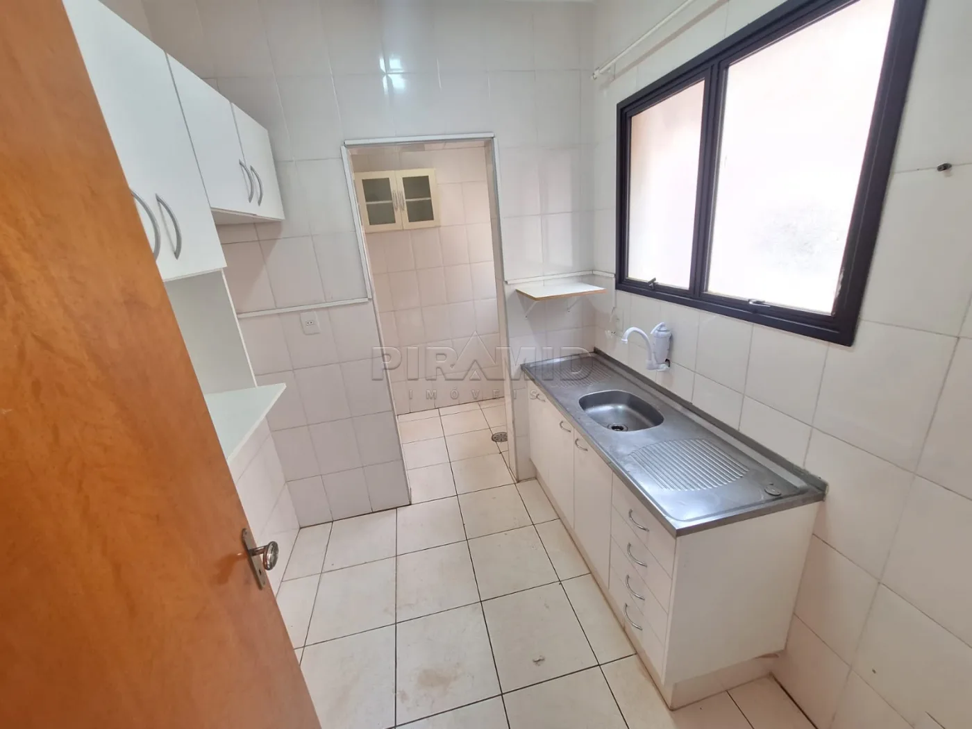 Alugar Apartamento / Padr&atilde;o em Ribeir&atilde;o Preto R$ 1.700,00 - Foto 12
