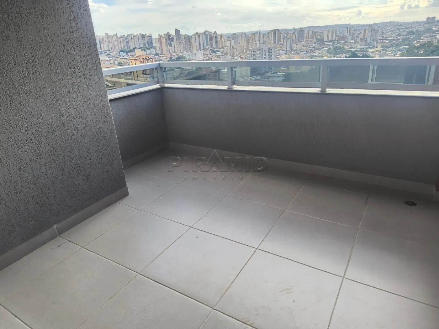 Alugar Apartamento / Padr&atilde;o em Ribeir&atilde;o Preto R$ 2.800,00 - Foto 5