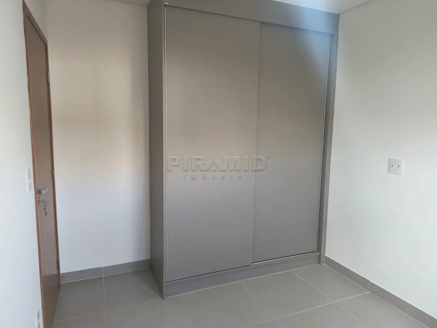 Alugar Apartamento / Padr&atilde;o em Ribeir&atilde;o Preto R$ 2.800,00 - Foto 9