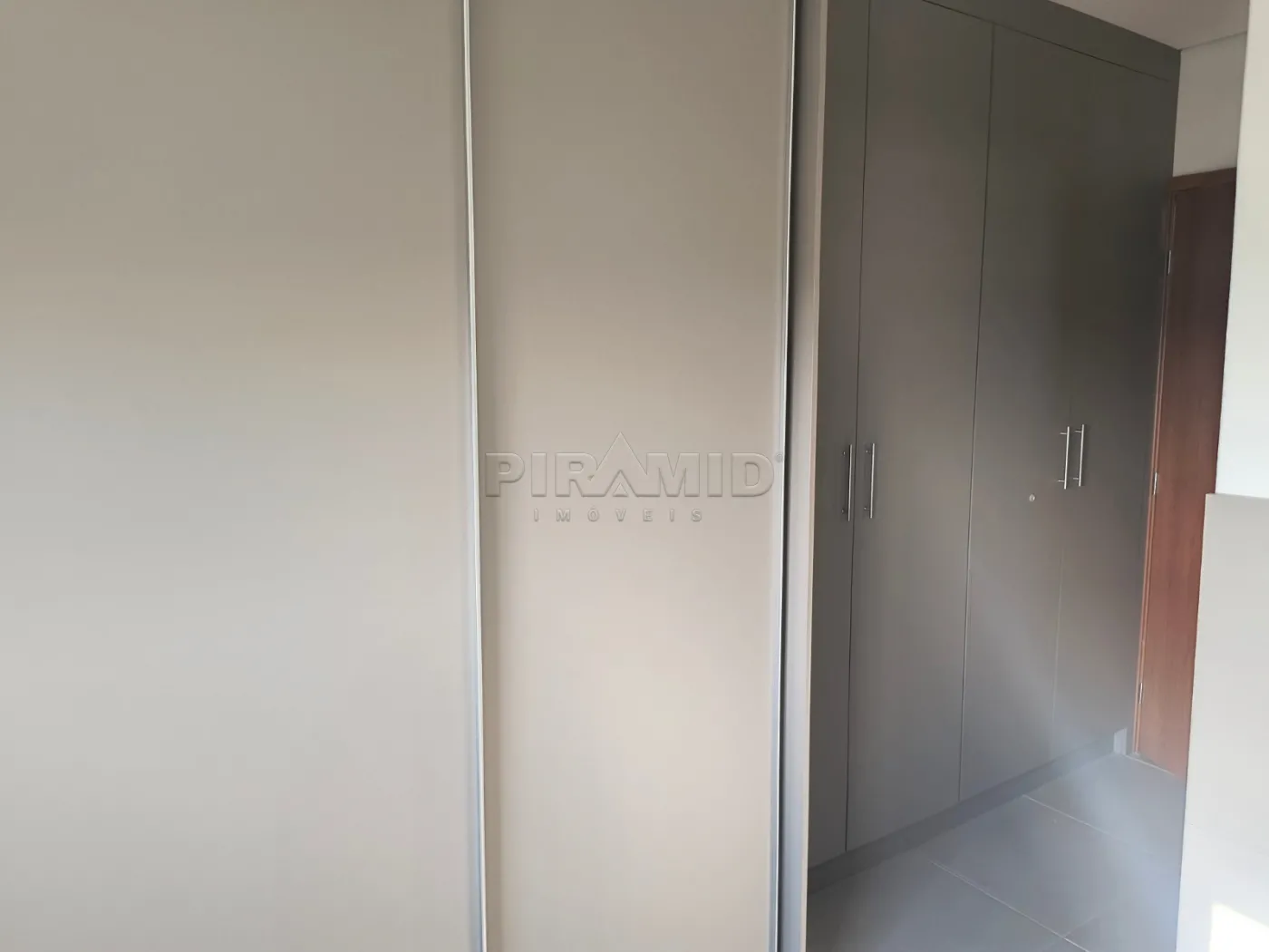 Alugar Apartamento / Padr&atilde;o em Ribeir&atilde;o Preto R$ 2.800,00 - Foto 12