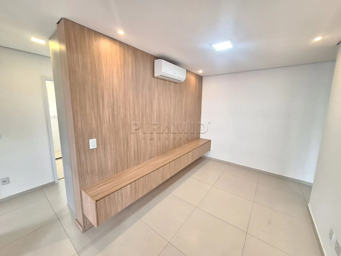 Alugar Apartamento / Padr&atilde;o em Ribeir&atilde;o Preto R$ 3.800,00 - Foto 2