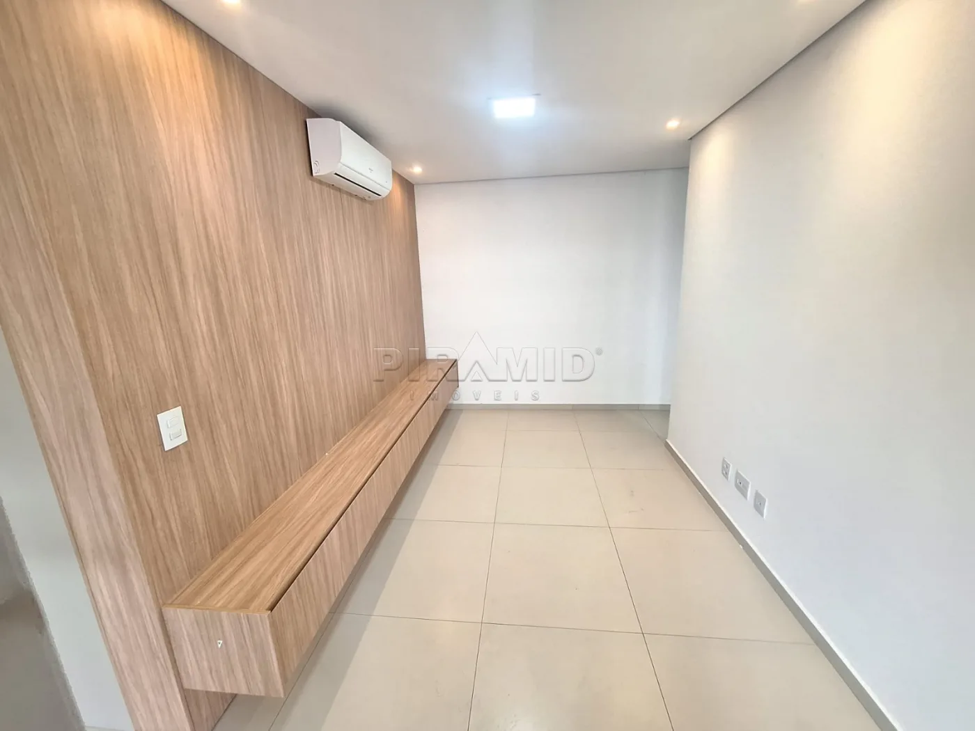 Alugar Apartamento / Padr&atilde;o em Ribeir&atilde;o Preto R$ 3.800,00 - Foto 3