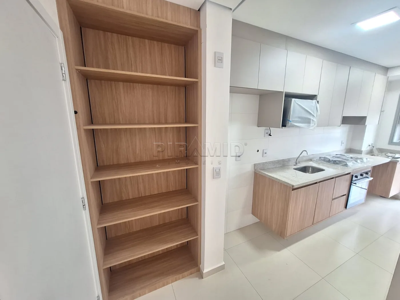 Alugar Apartamento / Padr&atilde;o em Ribeir&atilde;o Preto R$ 3.800,00 - Foto 13