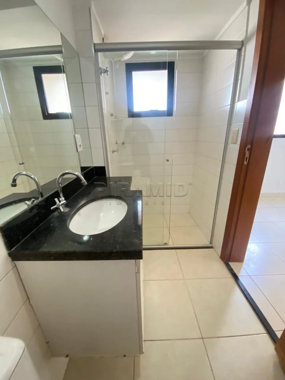 Alugar Apartamento / Padr&atilde;o em Ribeir&atilde;o Preto R$ 2.500,00 - Foto 16