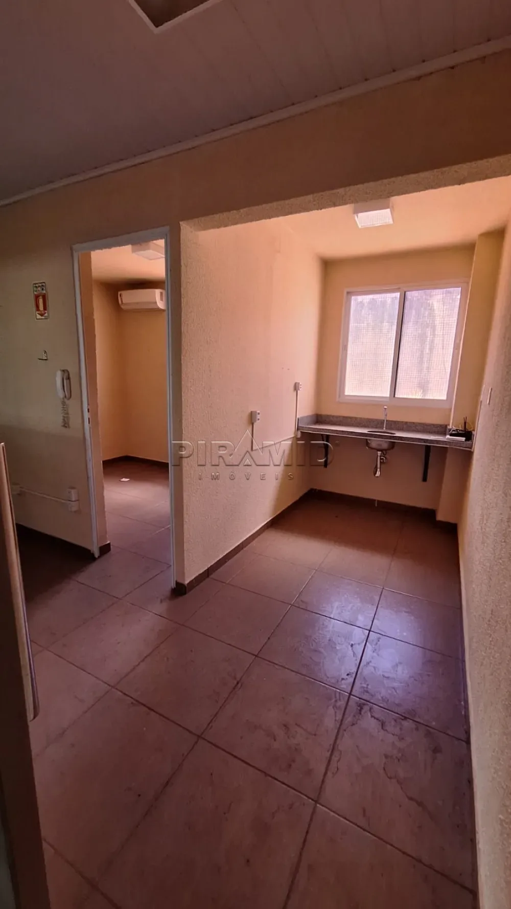 Alugar Comercial / Sal&atilde;o em Ribeir&atilde;o Preto R$ 4.000,00 - Foto 12