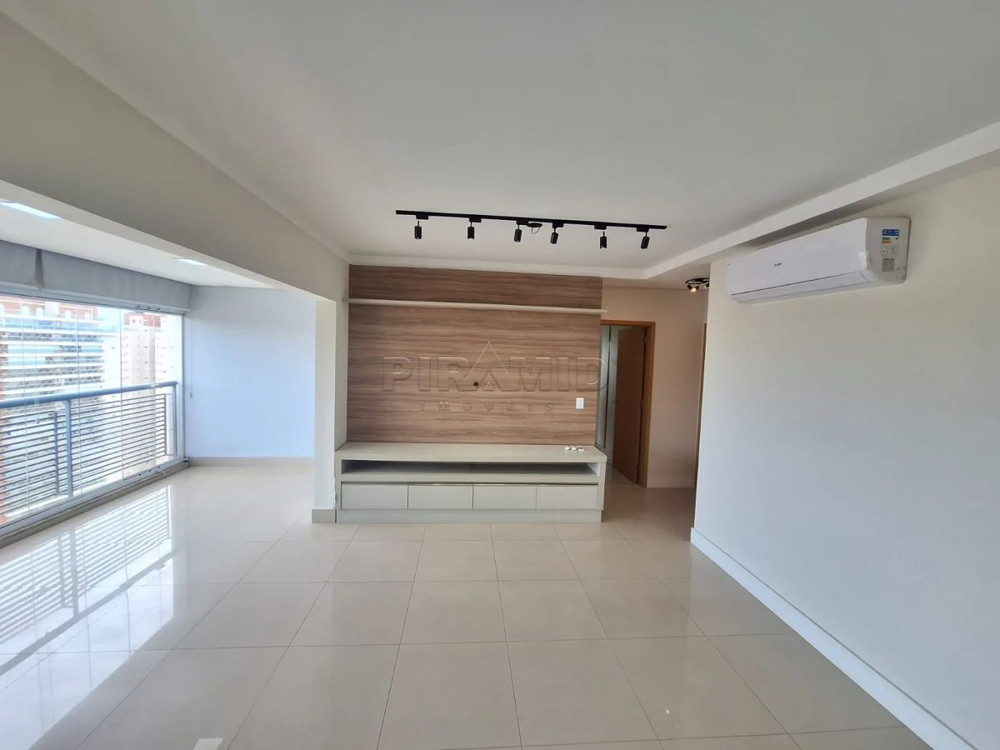 Alugar Apartamento / Padr&atilde;o em Ribeir&atilde;o Preto R$ 4.700,00 - Foto 1