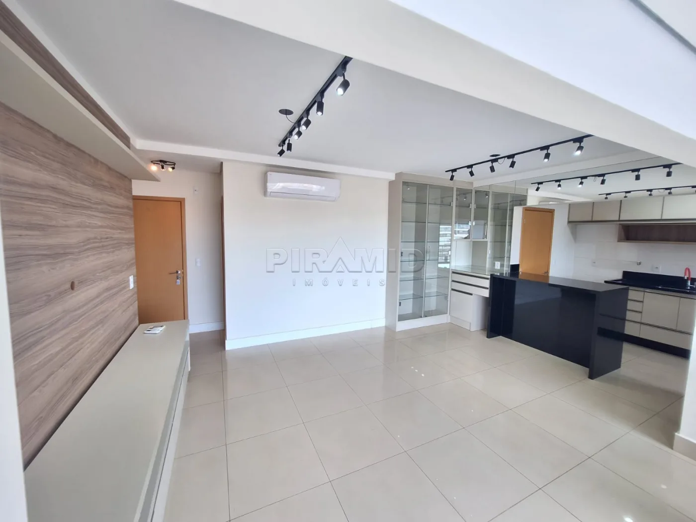 Alugar Apartamento / Padr&atilde;o em Ribeir&atilde;o Preto R$ 4.700,00 - Foto 4