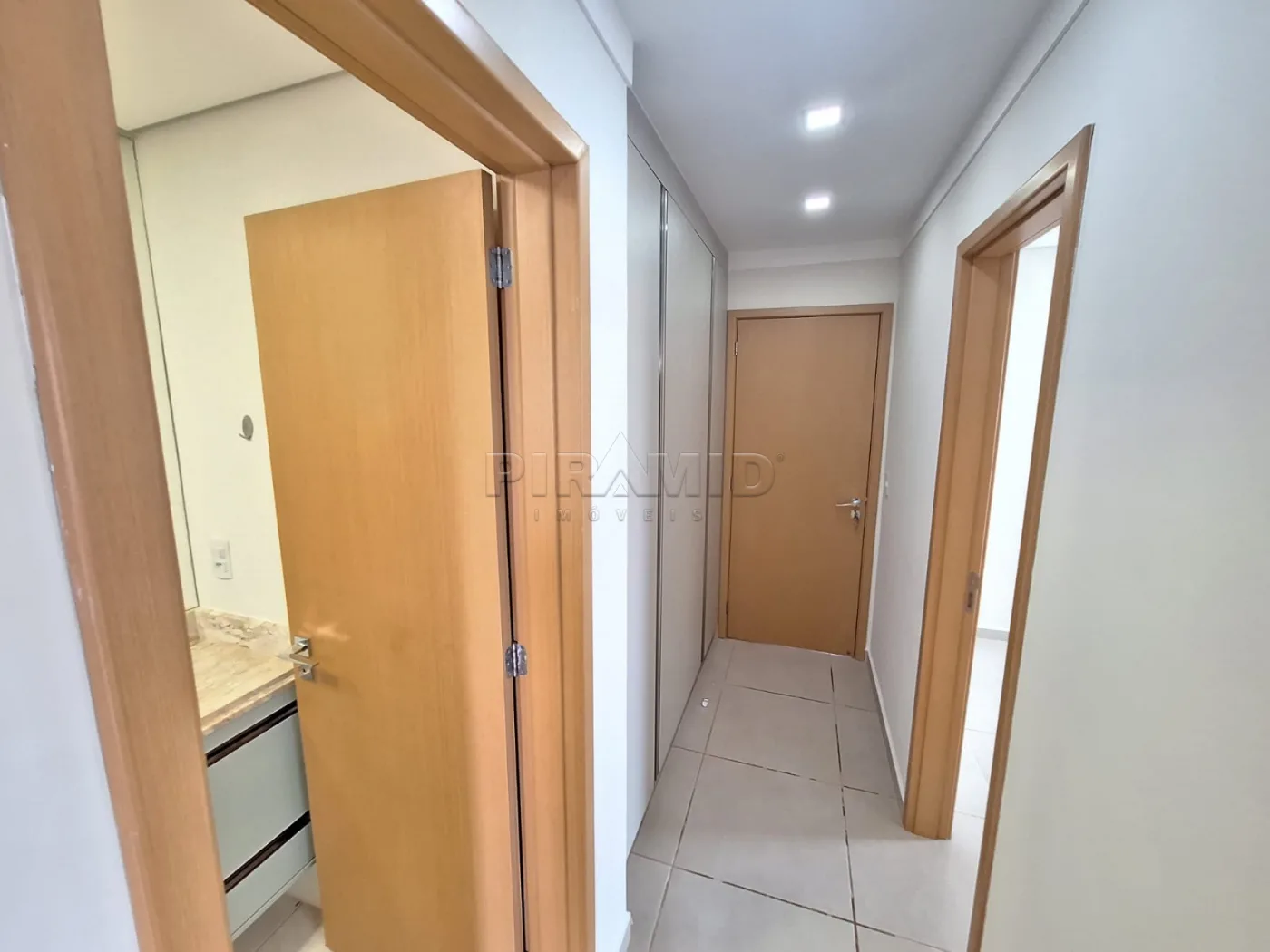 Alugar Apartamento / Padr&atilde;o em Ribeir&atilde;o Preto R$ 4.700,00 - Foto 10