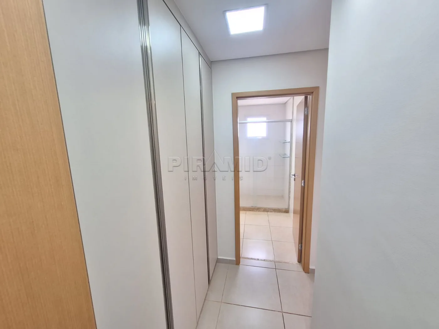 Alugar Apartamento / Padr&atilde;o em Ribeir&atilde;o Preto R$ 4.700,00 - Foto 16