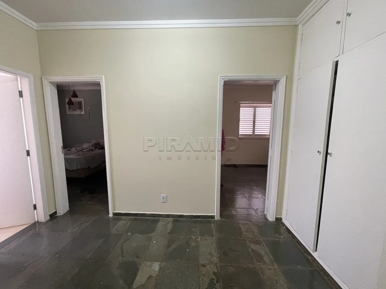 Alugar Casa / Padr&atilde;o em Ribeir&atilde;o Preto R$ 5.200,00 - Foto 10