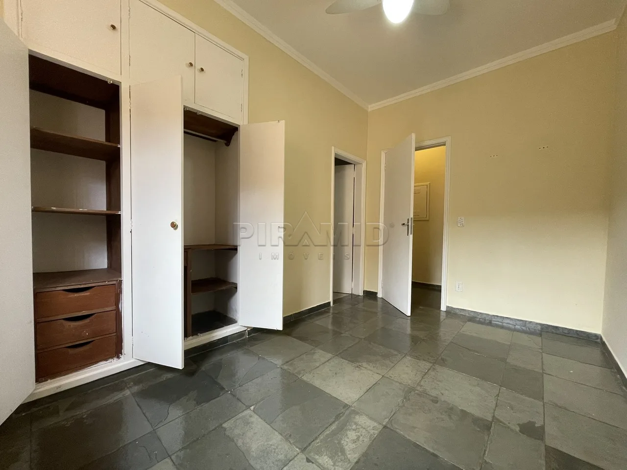 Alugar Casa / Padr&atilde;o em Ribeir&atilde;o Preto R$ 5.200,00 - Foto 12