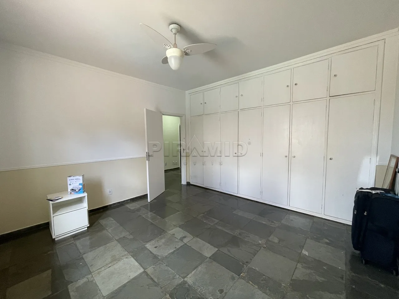 Alugar Casa / Padr&atilde;o em Ribeir&atilde;o Preto R$ 5.200,00 - Foto 13