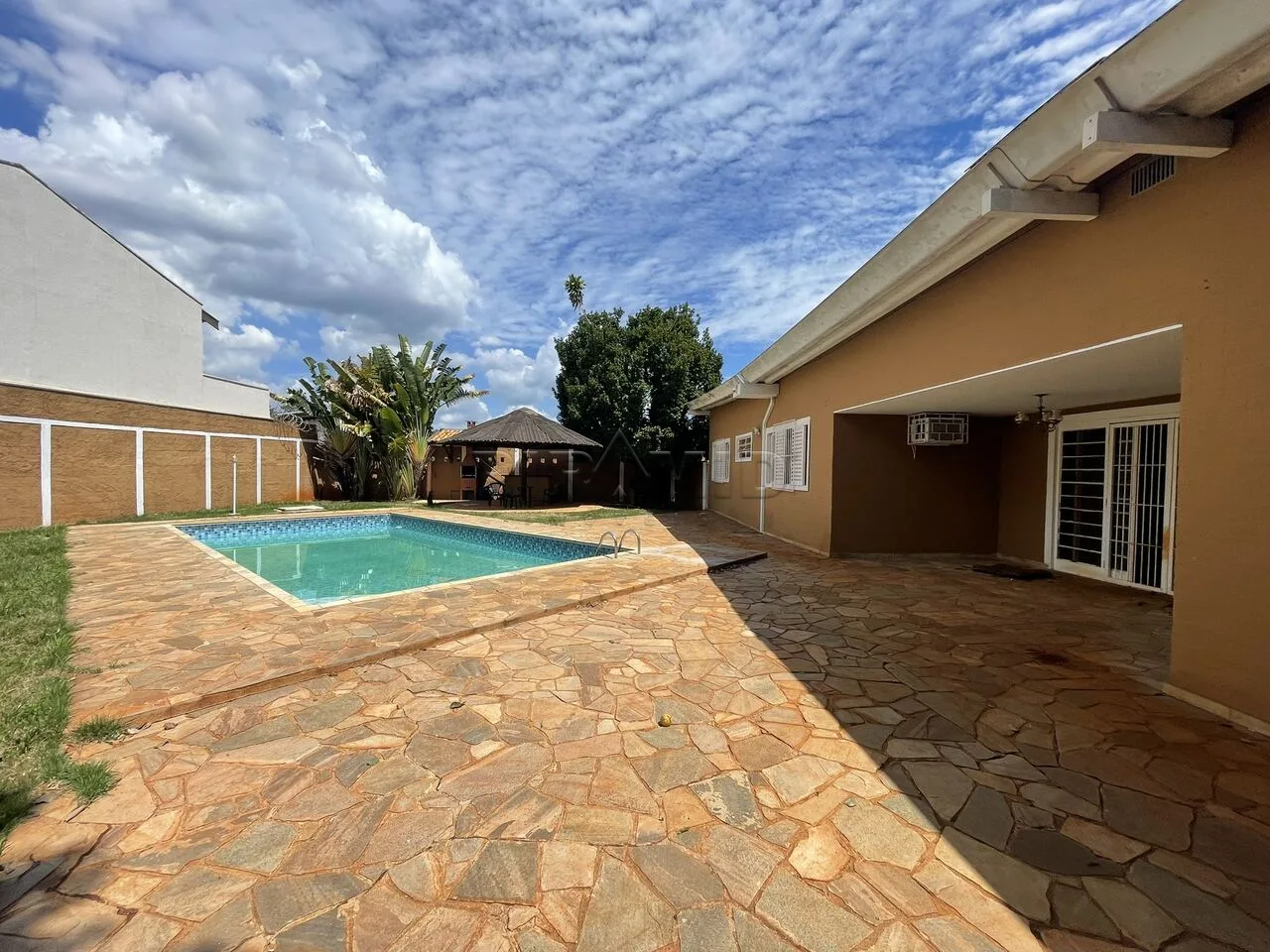 Alugar Casa / Padr&atilde;o em Ribeir&atilde;o Preto R$ 5.200,00 - Foto 25