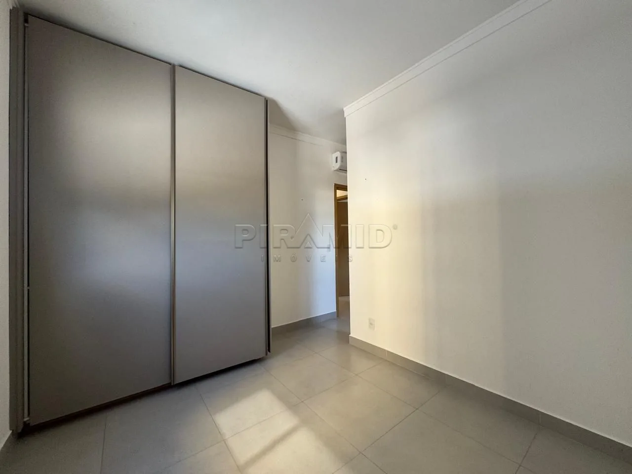 Alugar Apartamento / Padr&atilde;o em Ribeir&atilde;o Preto R$ 4.000,00 - Foto 10