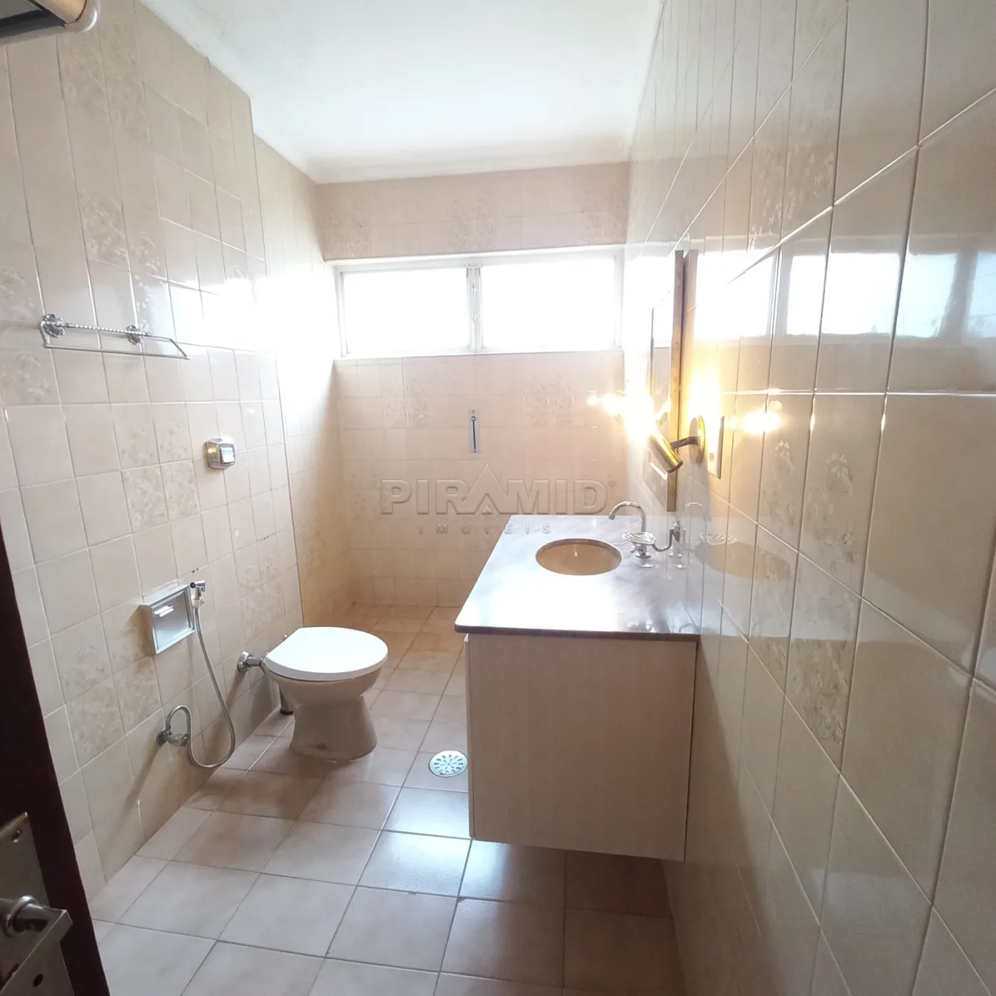 Alugar Apartamento / Padr&atilde;o em Ribeir&atilde;o Preto R$ 2.400,00 - Foto 19