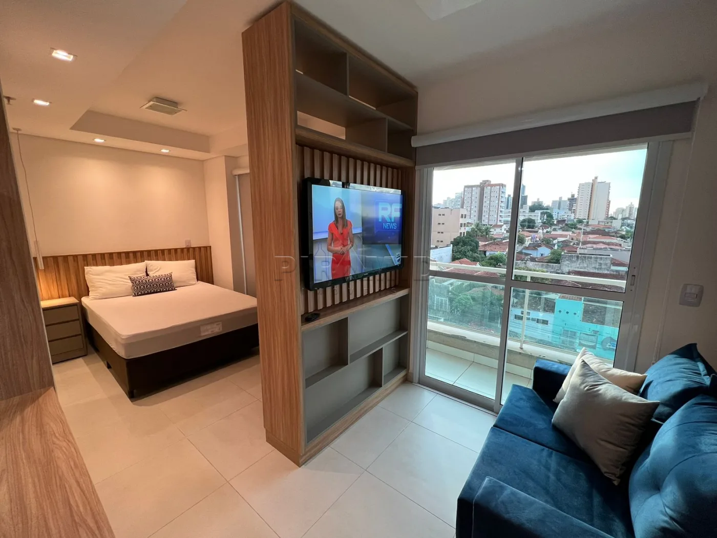 Alugar Apartamento / Flat em Ribeir&atilde;o Preto R$ 1.790,00 - Foto 1