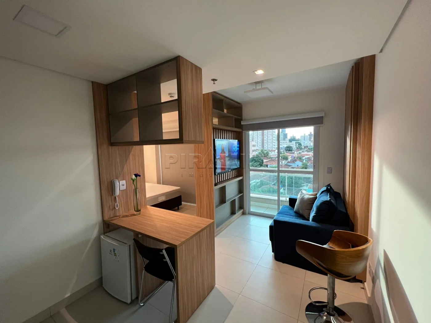 Alugar Apartamento / Flat em Ribeir&atilde;o Preto R$ 1.790,00 - Foto 2