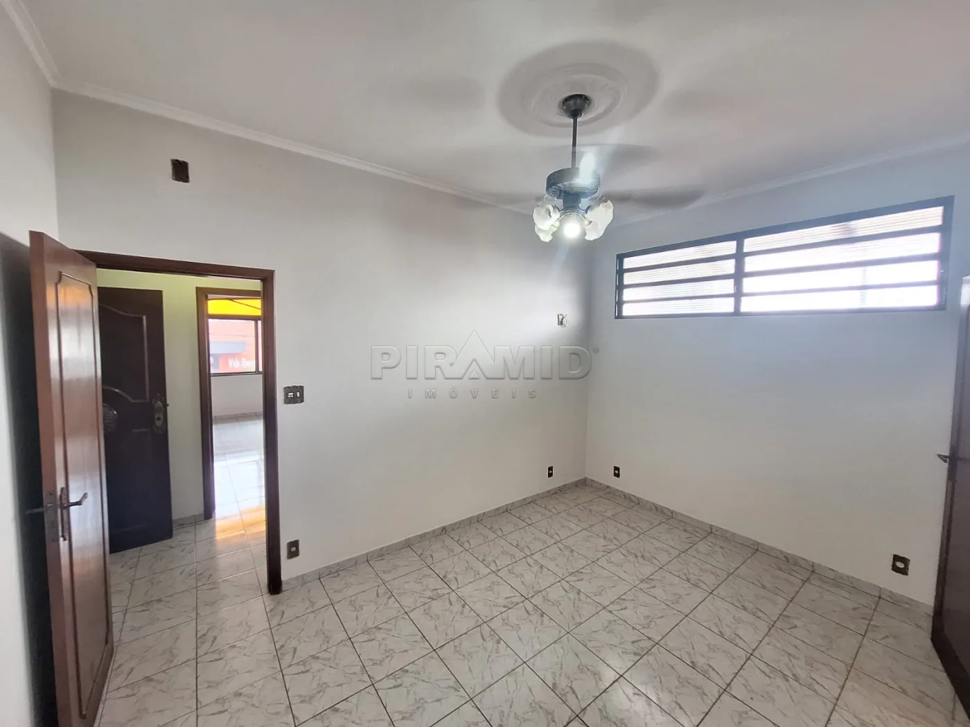 Alugar Comercial / Casa em Ribeir&atilde;o Preto R$ 8.000,00 - Foto 14