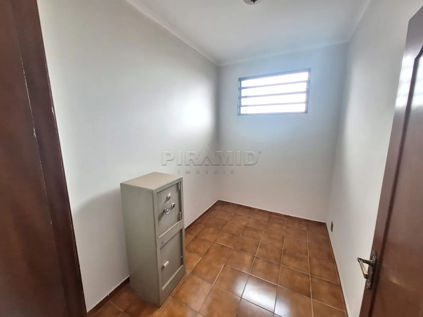 Alugar Comercial / Casa em Ribeir&atilde;o Preto R$ 8.000,00 - Foto 22