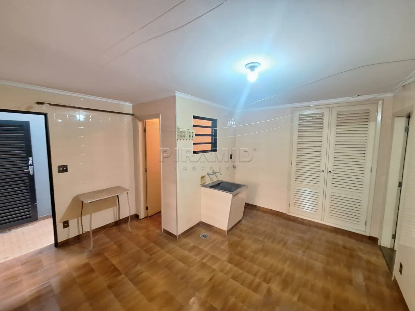Alugar Comercial / Casa em Ribeir&atilde;o Preto R$ 8.000,00 - Foto 31