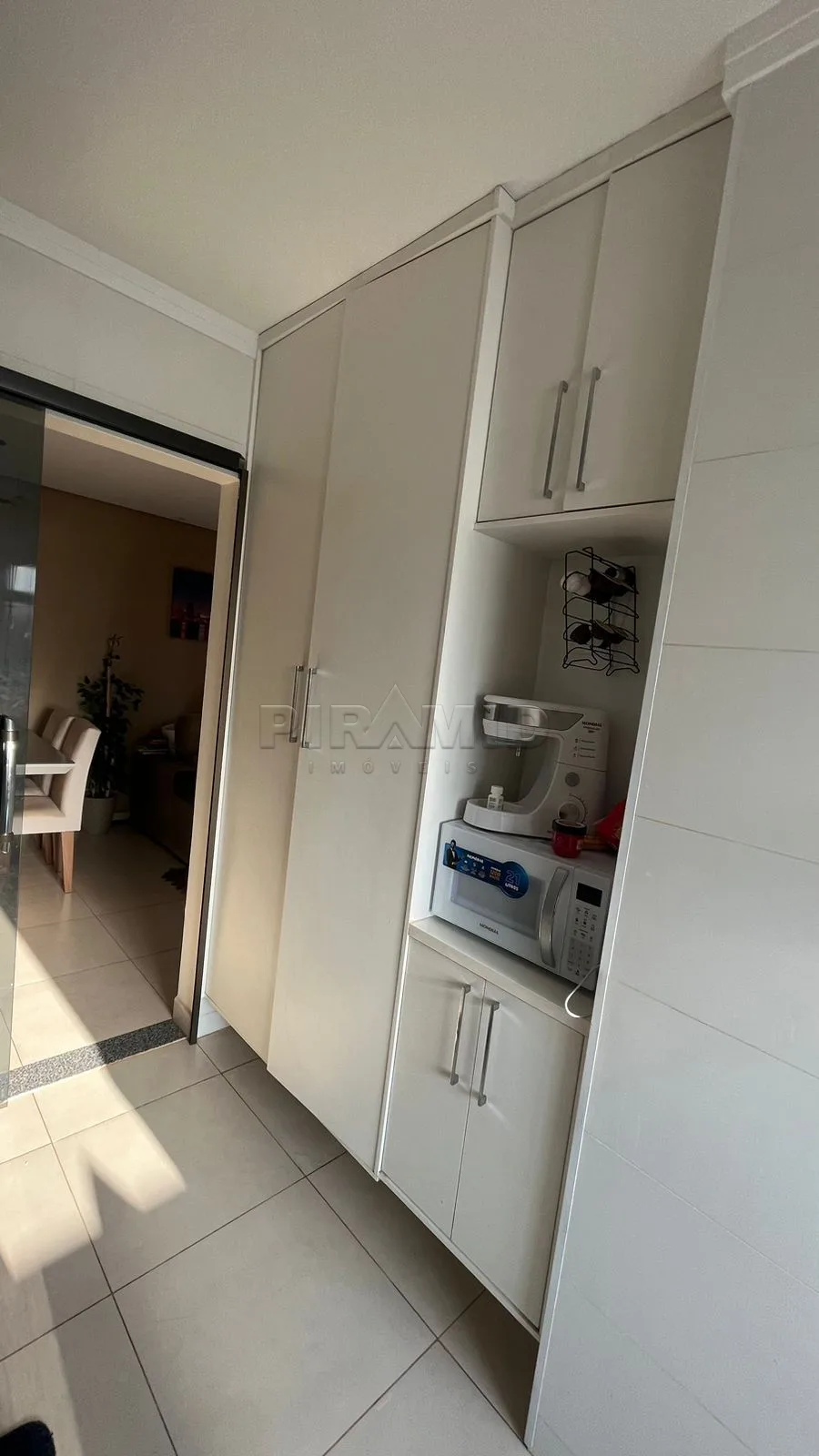 Alugar Apartamento / Padr&atilde;o em Ribeir&atilde;o Preto R$ 1.700,00 - Foto 9
